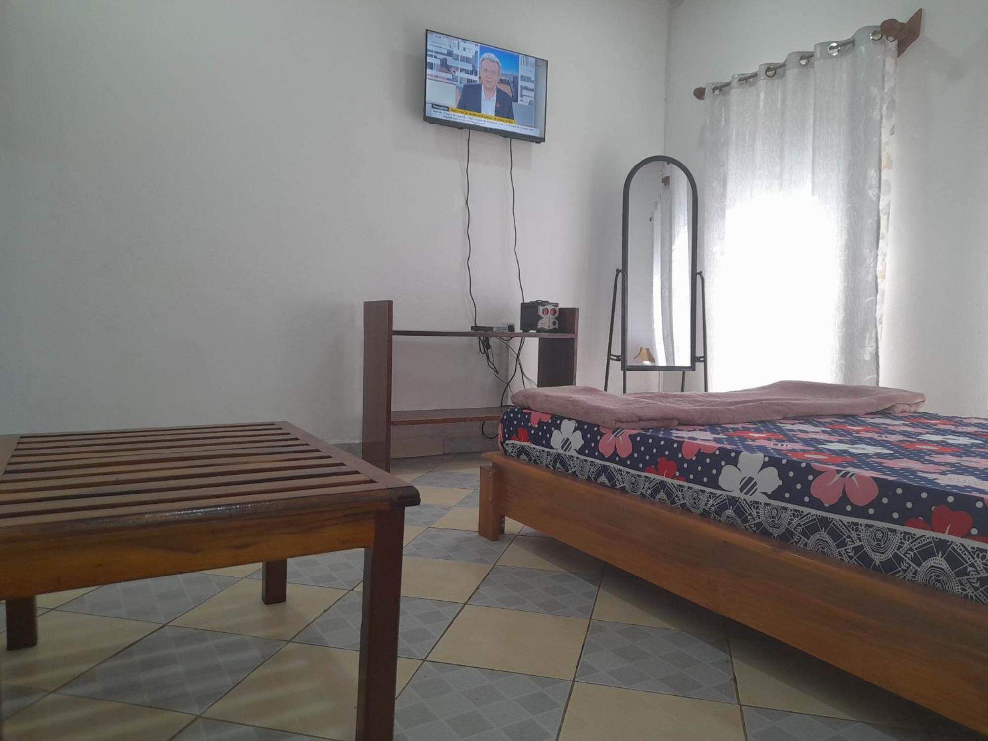 Bed and Breakfast Chez Joel Antsirabe Exterior foto