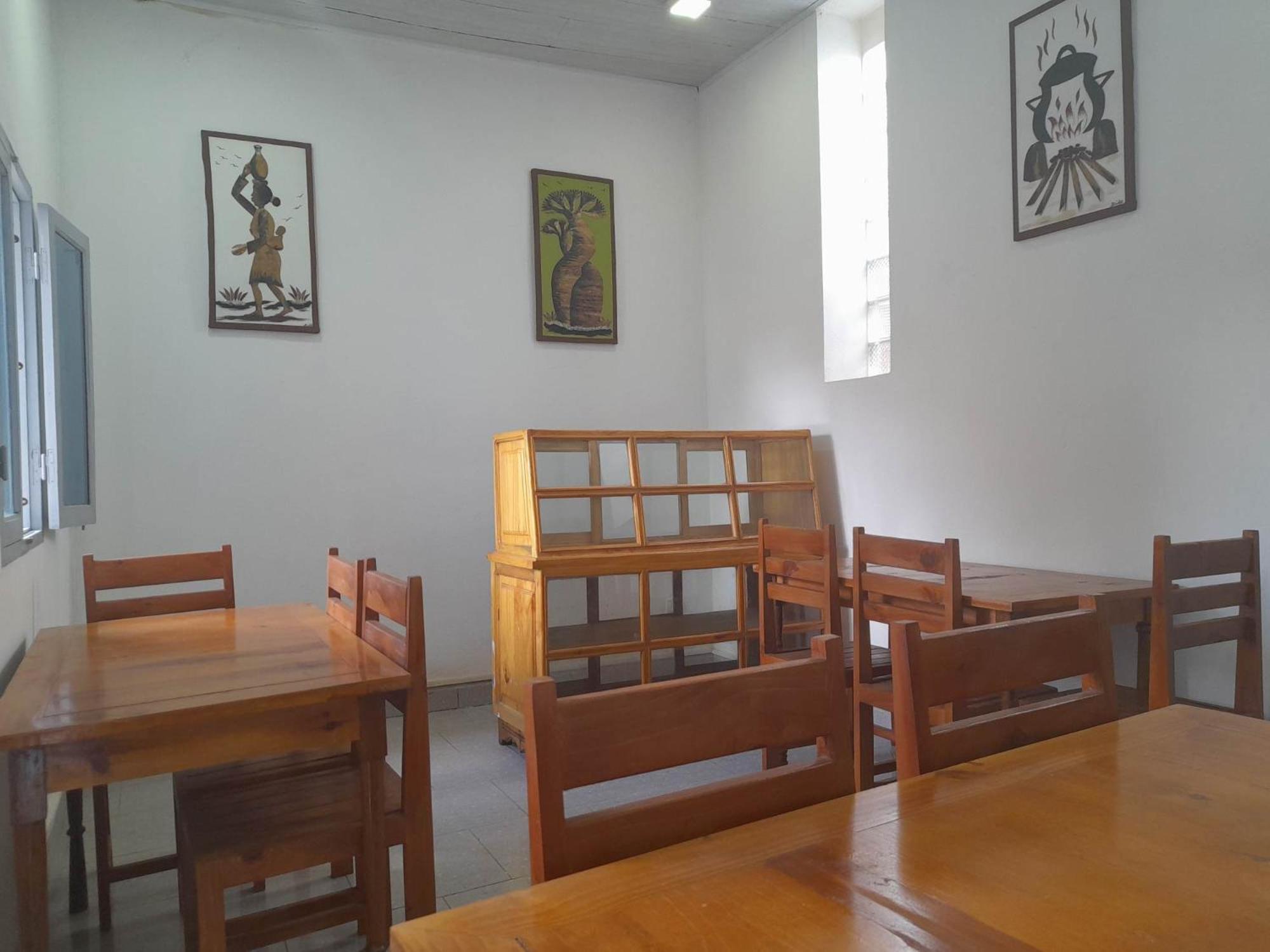 Bed and Breakfast Chez Joel Antsirabe Exterior foto