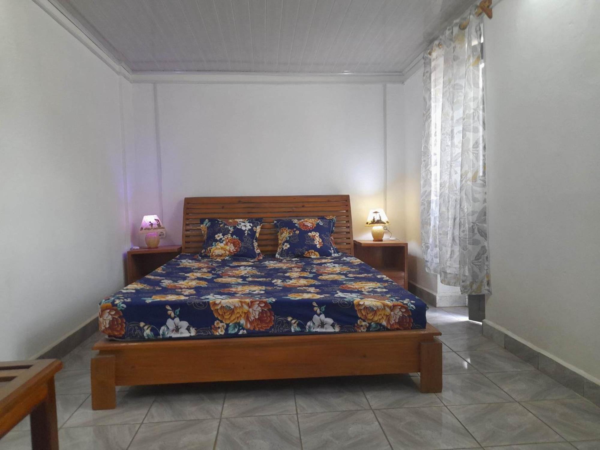 Bed and Breakfast Chez Joel Antsirabe Exterior foto
